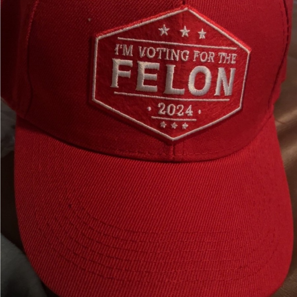Trump hat - Picture 2 of 5